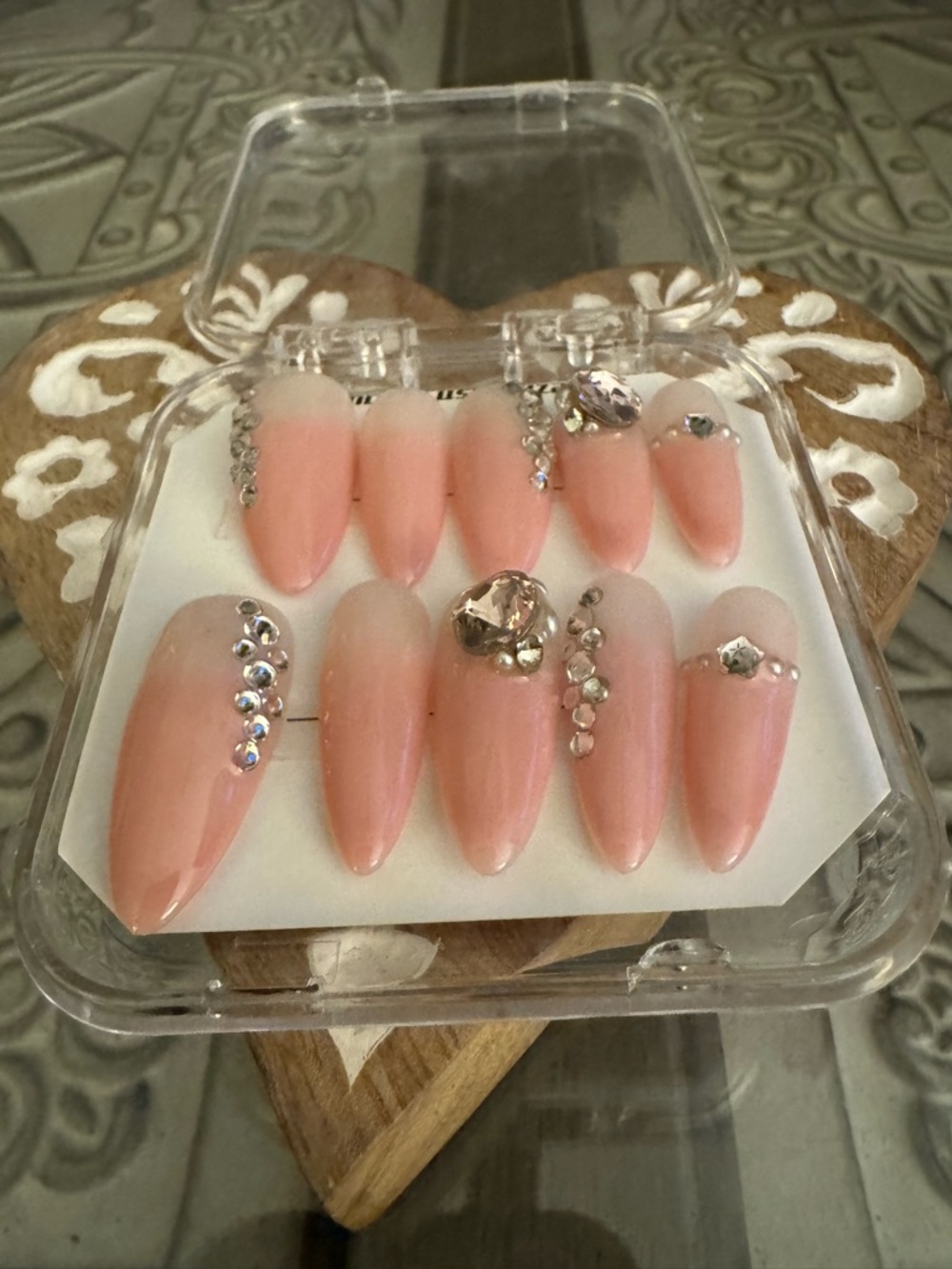 Bonitas nails Elegant Pink Rhinestone Press-On Nail Set - Women Makeup